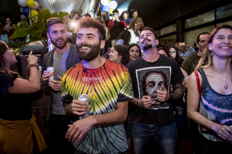 Funcionarios de AEBU.