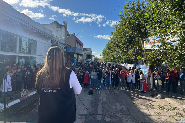 Acto del 1° de mayo en Las Piedras | Foto: AEBU Seccional Las Piedras