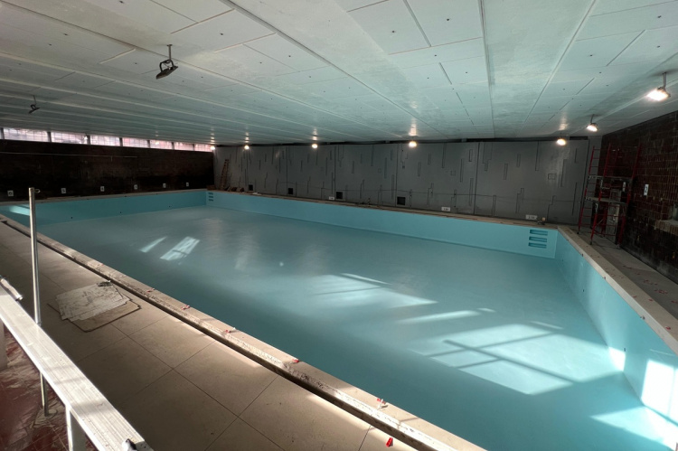 Piscina del Club Deportivo en remodelación | Fotos: Javier Pérez Seveso