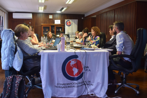 Sesión de la CSA en el Consejo Central de AEBU | Fotos: Ignacio Álvarez Vigna