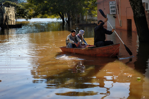 Inundaciones en la ciudad de Salto | Foto: Nicolás Celaya / adhocFOTOS (Archivo, 2017)