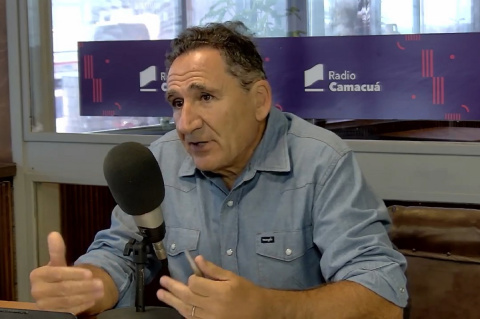 Manuel Planelles en entrevista con Radio Camacuá | Foto: Javier Pérez Seveso