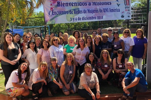 Participantes del Cuarto Encuentro de la Red de Mujeres de UNI Américas, en Posadas (Argentina) | Foto: UNI Américas