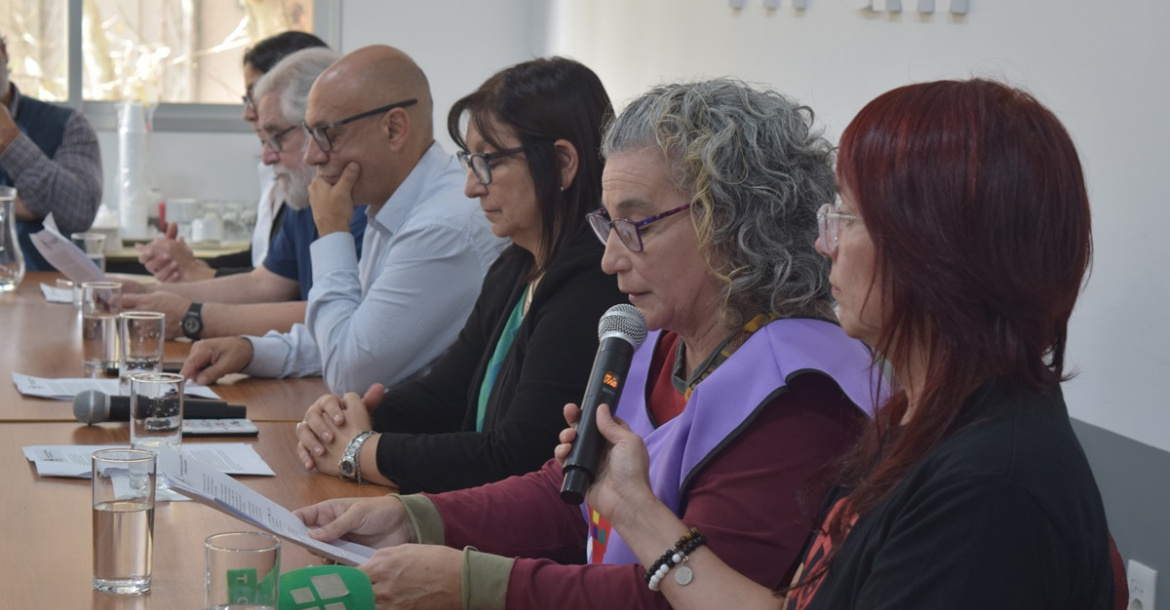 Conferencia de prensa en la sede del PIT-CNT | Foto: Ignacio Álvarez Vigna
